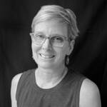 Amy Holmes George headshot2